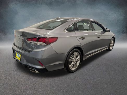 Used 2018 Hyundai Sonata Sport FWD image 4