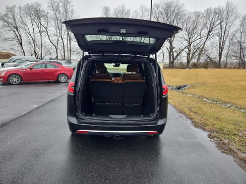 New 2026 Chrysler Pacifica Pinnacle AWD/4WD image 12