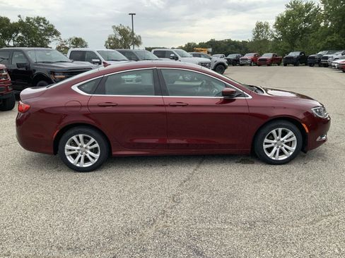 Used 2016 Chrysler 200 Limited w/ Anniversary Edition FWD image 15