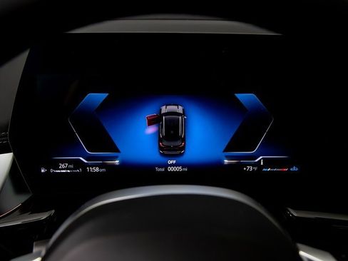 Used 2025 BMW X1 xDrive28i w/ Technology Package image 16