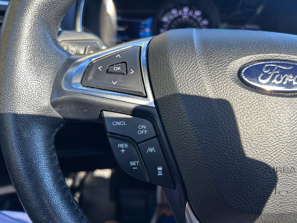 Used 2020 Ford Edge Titanium w/ Equipment Group 301A AWD/4WD image 29
