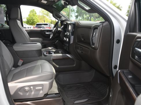 Used 2019 GMC Sierra 1500 SLT w/ SLT Premium Plus Package RWD image 22
