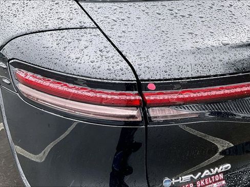 Used 2024 Toyota Crown Limited image 25