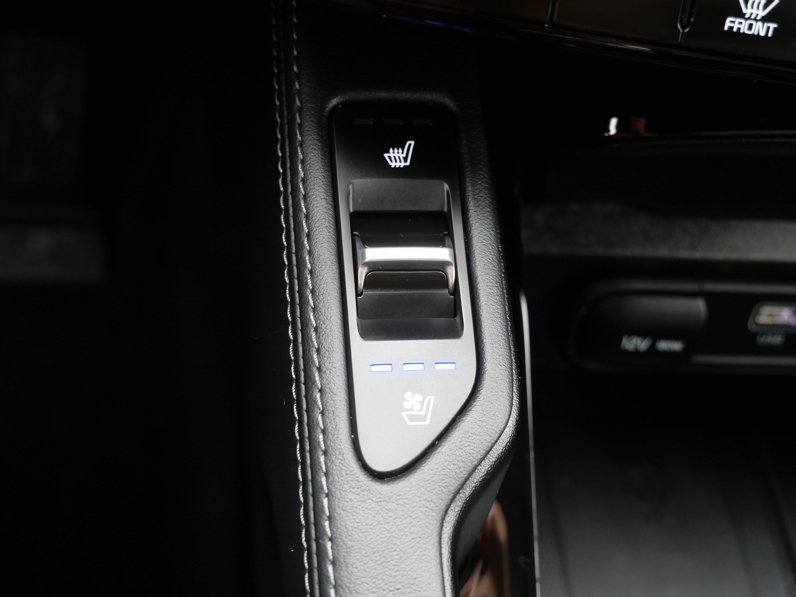 Used 2024 Kia Telluride EX X-Line AWD/4WD image 32