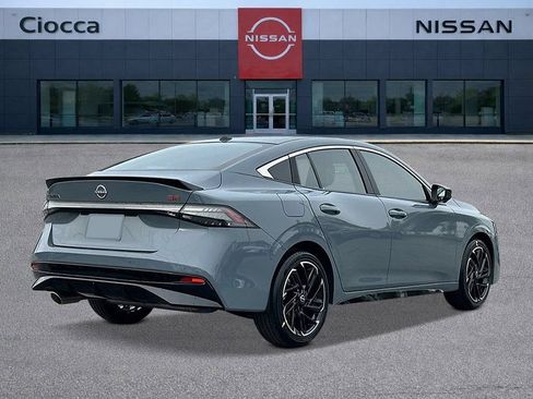 New 2026 Nissan Sentra SR w/ SR Premium Package FWD image 4