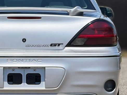 Used 2001 Pontiac Grand Am GT FWD image 14