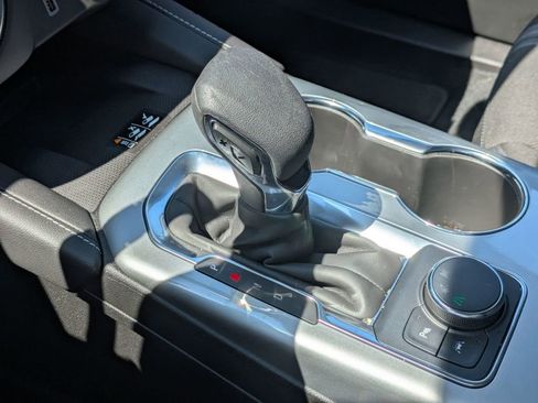 New 2025 Chevrolet Blazer LT w/ Convenience Package image 25