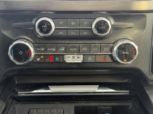 Certified 2023 Ford F450 Lariat w/ Lariat Ultimate Package image 23