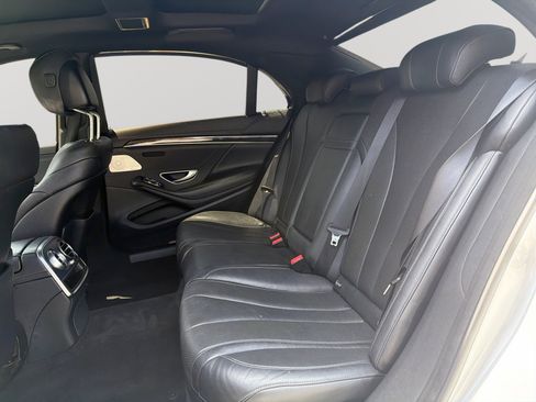 Used 2017 Mercedes-Benz S 550 4MATIC Sedan image 27