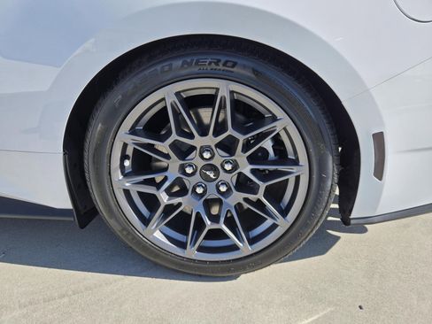 Used 2024 Ford Mustang GT Premium image 29