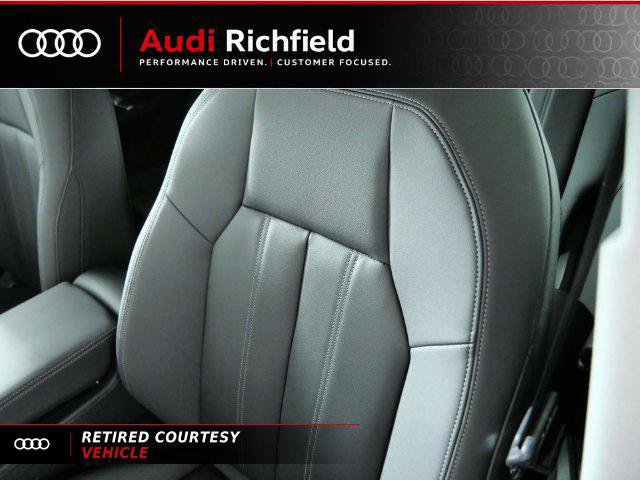 Certified 2025 Audi Q5 Premium w/ Convenience Package AWD/4WD image 11