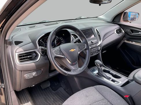 Used 2024 Chevrolet Equinox LT FWD image 17