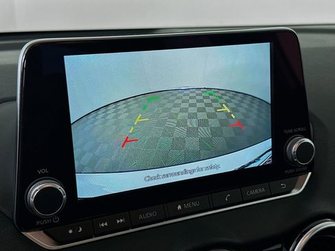Certified 2025 Nissan Sentra SV FWD image 20