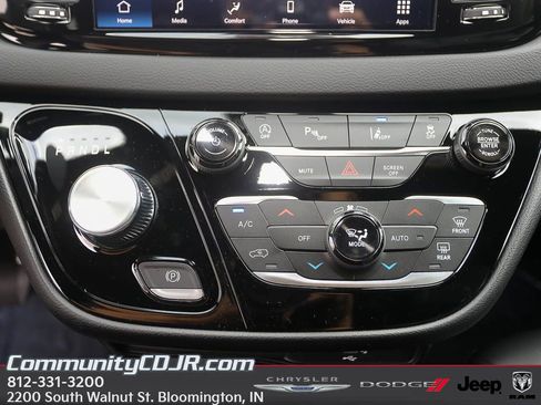 New 2026 Chrysler Voyager LX image 16