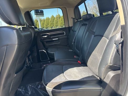 Used 2019 RAM 3500 Laramie AWD/4WD image 18