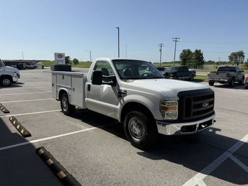 Used 2008 Ford F250 XL image 3