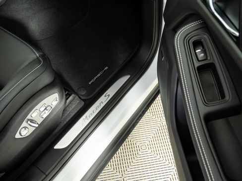 New 2026 Porsche Macan S image 26