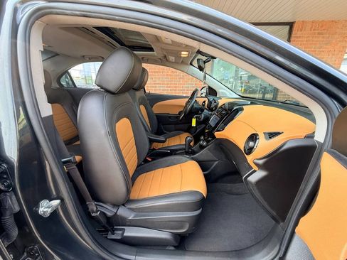 Used 2016 Chevrolet Sonic LTZ w/ Dusk Package FWD image 23