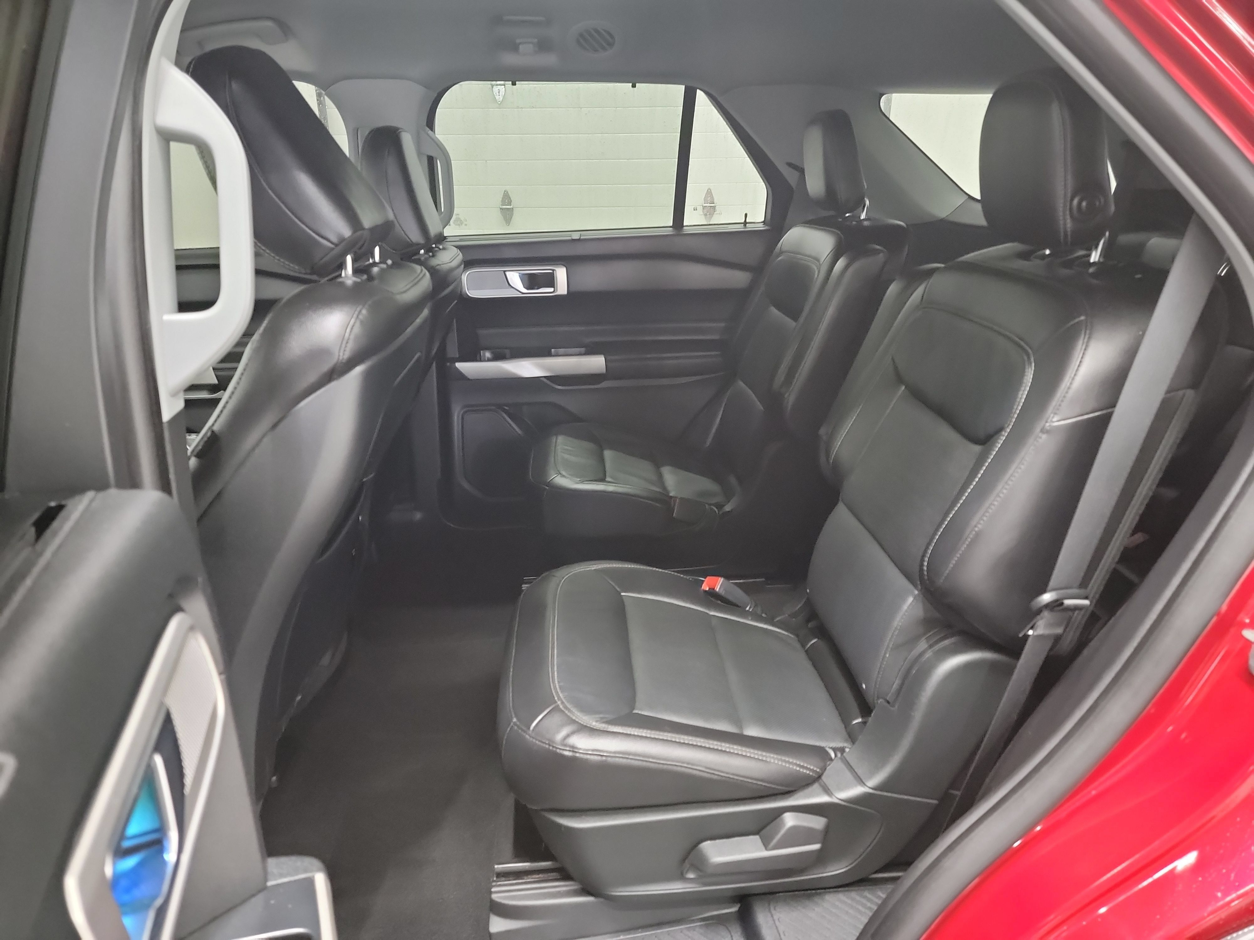 Used 2020 Ford Explorer Limited AWD/4WD image 27