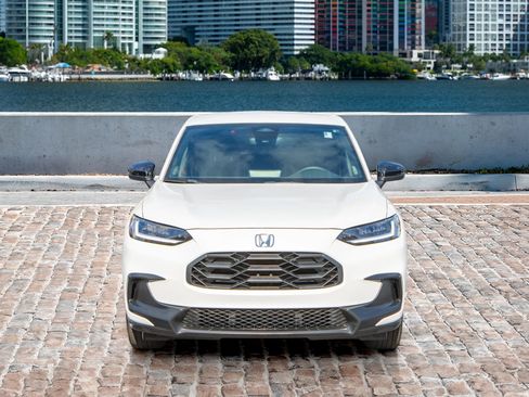 Certified 2023 Honda HR-V Sport image 2