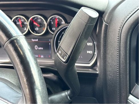 Used 2019 Chevrolet Silverado 1500 RST AWD/4WD image 22