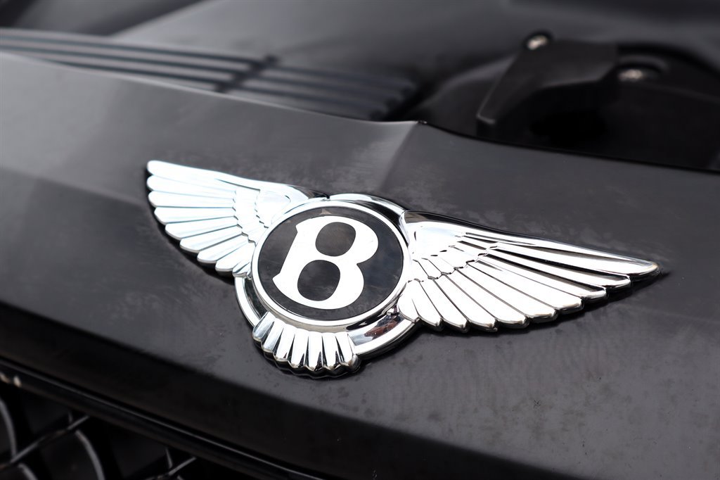 Used 2017 Bentley Bentayga AWD/4WD image 10