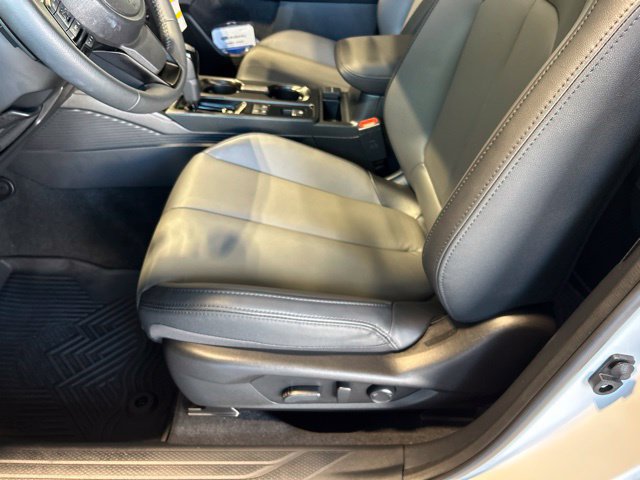Used 2026 Subaru Outback Premium AWD/4WD image 44