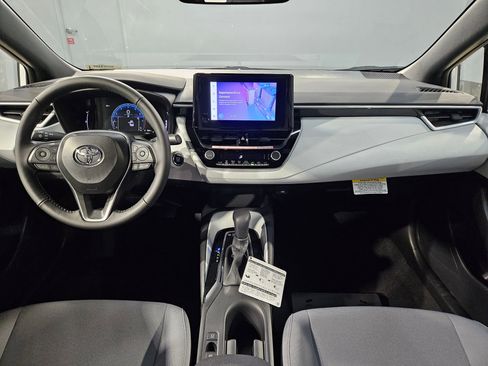New 2026 Toyota Corolla SE image 9