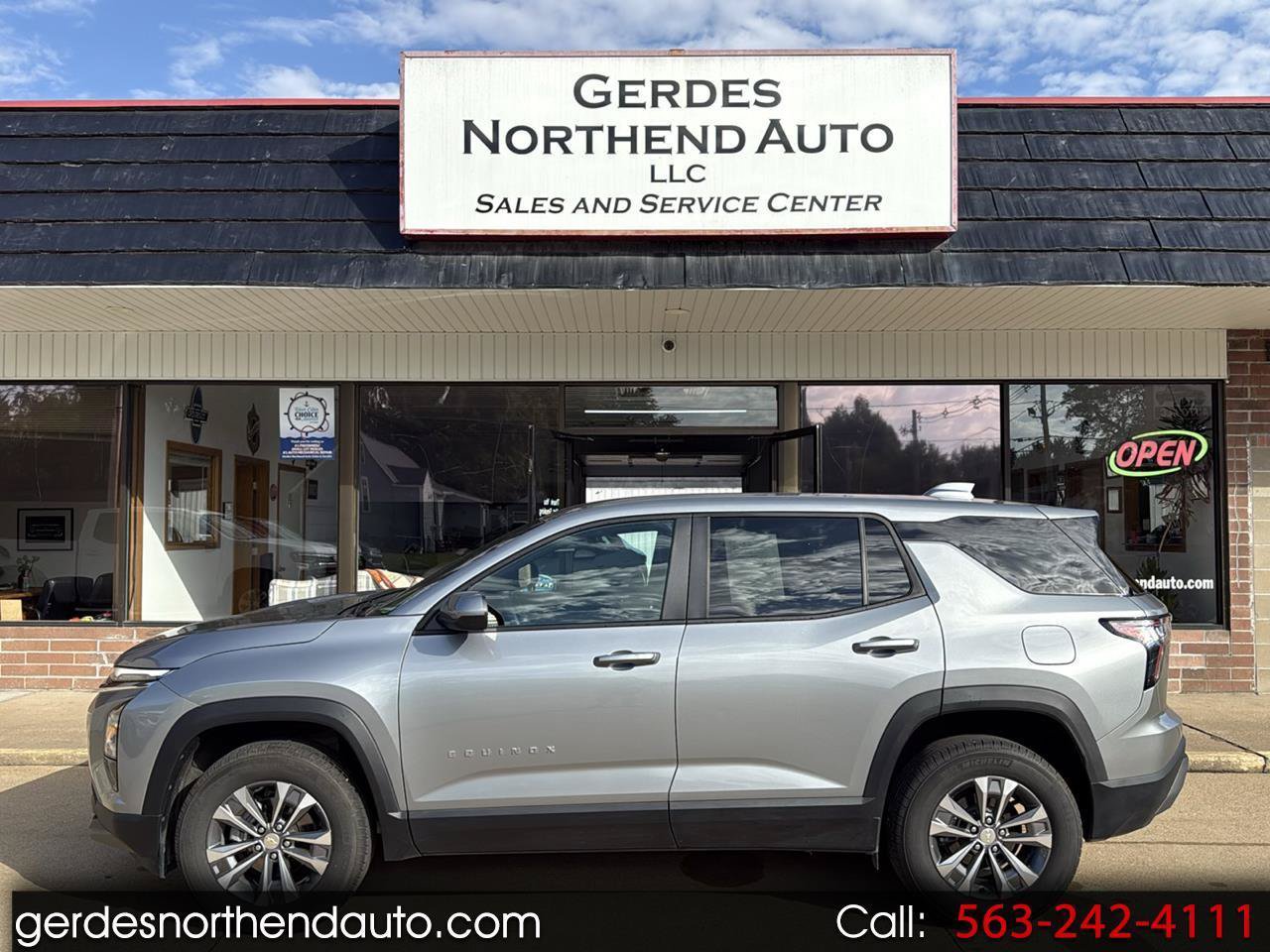 Used 2026 Chevrolet Equinox LT w/ Convenience Package II AWD/4WD image 1