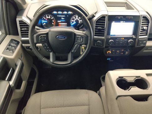 Used 2016 Ford F150 XLT w/ Equipment Group 302A Luxury AWD/4WD image 22