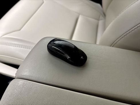 Used 2018 Tesla Model X 75D AWD/4WD image 37