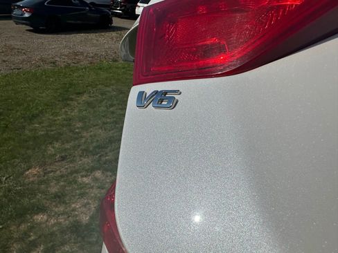 Used 2016 Chevrolet Impala LTZ image 9