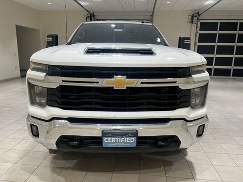 Certified 2025 Chevrolet Silverado 2500 LT w/ Convenience Package image 8