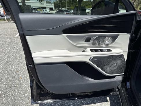 New 2026 Lincoln Nautilus Reserve AWD/4WD image 18