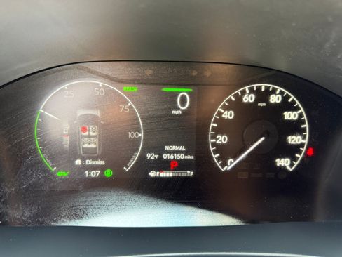Used 2026 Honda CR-V Sport image 17