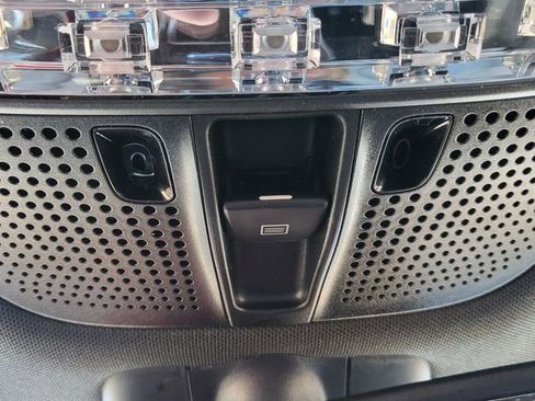 Used 2018 Mercedes-Benz GLC 300 image 36