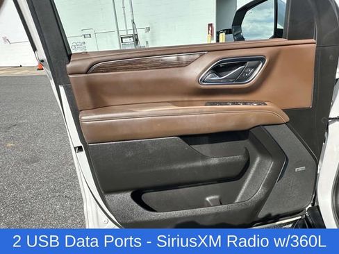 Used 2021 Chevrolet Suburban High Country image 11