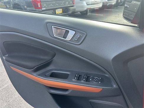 Certified 2021 Ford EcoSport SE w/ SE Convenience Package image 30