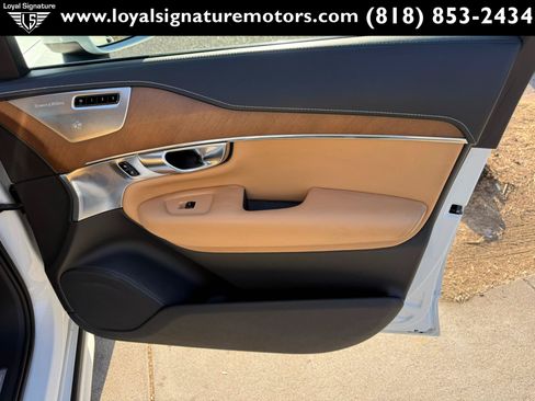 Used 2017 Volvo XC90 T8 Inscription w/ Luxury Package AWD/4WD image 34