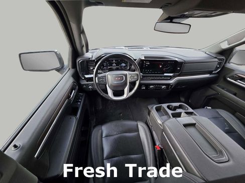 Used 2024 GMC Sierra 1500 SLT image 11