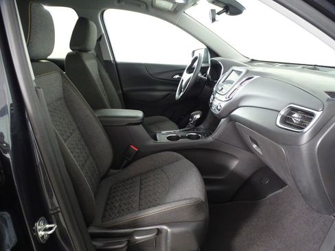 Used 2022 Chevrolet Equinox LT image 13