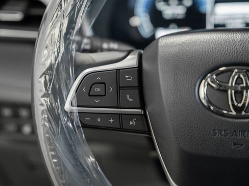 New 2026 Toyota Highlander Platinum image 31