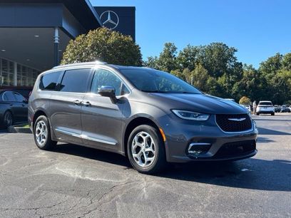 Used 2021 Chrysler Pacifica Limited w/ Premium & Safety Sphere Group
