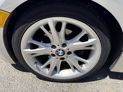 Used 2008 BMW Z4 3.0i w/ Premium Pkg image 29