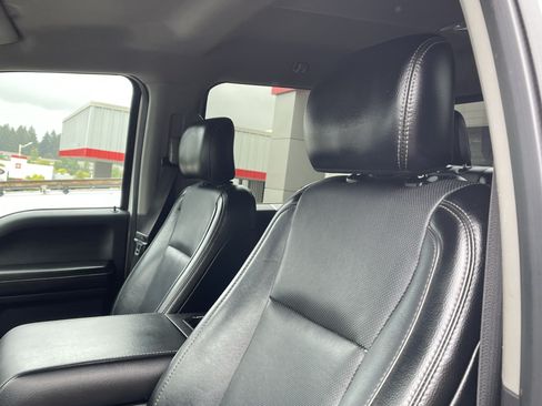 Used 2017 Ford F150 Lariat RWD image 19