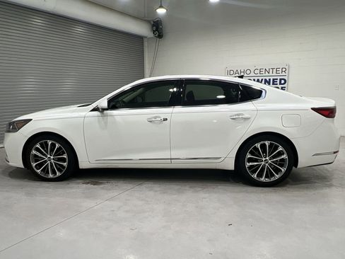 Used 2019 Kia Cadenza Technology image 5