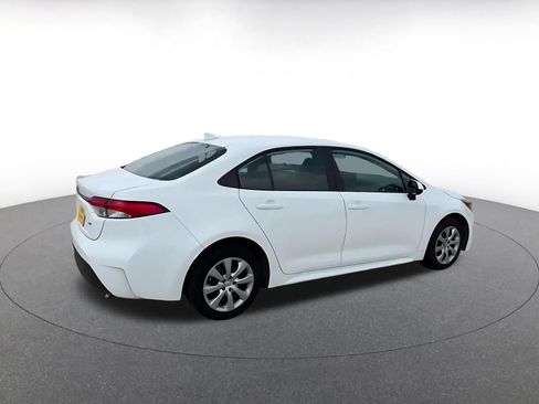 Used 2025 Toyota Corolla LE FWD image 15