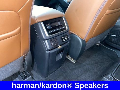 Used 2023 Subaru Ascent Touring AWD/4WD image 15