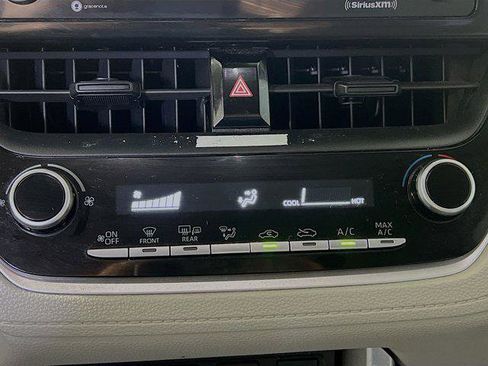 Certified 2022 Toyota Corolla Cross L image 16