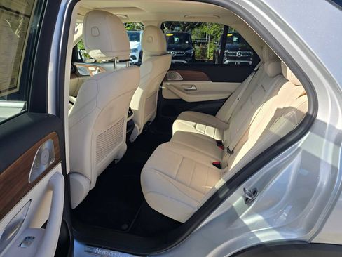 Used 2021 Mercedes-Benz GLE 350 4MATIC image 18